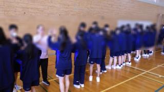 札幌市立発寒中学校-ニュース - 生徒の活動・1人1台端末活用 -