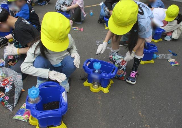 部屋でずっと保管していたので状態は良いと思います。まだ十分使えます