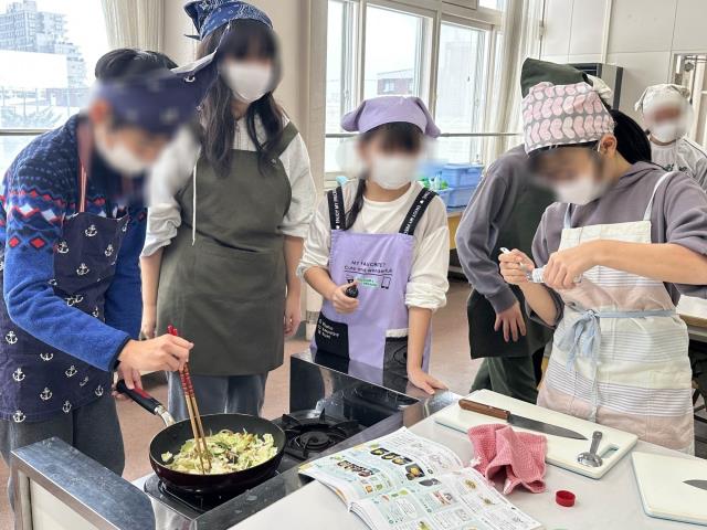 小学校の体育で服を着てういてまての実習必修化 ストア