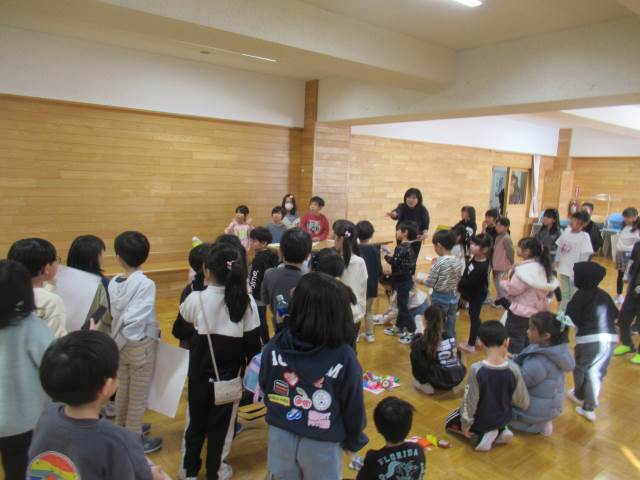 小学校一年生が拾った黒い小石