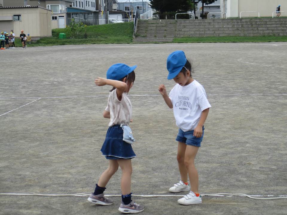 認定こども園 桃の里幼稚園 うくっ 制服 体操服 帽子など