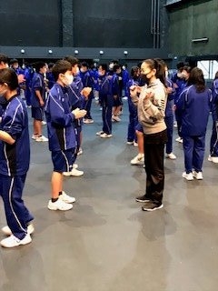 札幌市立平岡中央中学校 10月6日 ２年宿泊学習速報 富良野演劇工場２