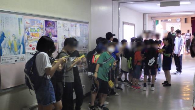 障害児用おでかけチェア【どんぐり工房】 （有)でく工房 | 福祉