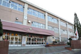 札幌市立新陵小学校